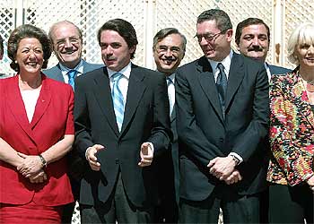 Aznar, con sus alcaldes.