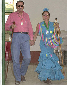 Isabel Pantoja y Julián Muñoz van juntos y de la mano al Rocío. Triana ya está en camino.