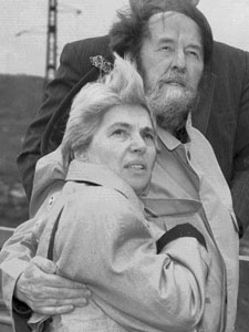 Reshetóvskaya, junto a Alexandr Solzhenitsin.