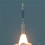 Despegue del cohete Delta II, ayer, en Cabo Cañaveral. rnrn REUTERS