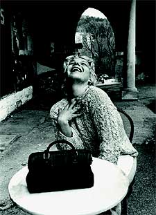 Fotografía de Uliano Lucas, en la exposición colectiva  De cerca nadie es normal  (Centro Cultural Conde Duque).