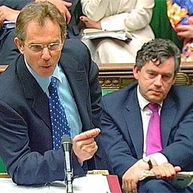 El primer ministro británico, Tony Blair, durante su comparecencia en la Cámara de los Comunes.