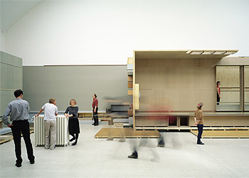  Collateral damage  (2002), de Jan de Cock, una de las instalaciones expuestas en Basilea.