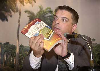 El ministro cubano de Exteriores, Felipe Pérez Roque, en La Habana durante la presentación de  