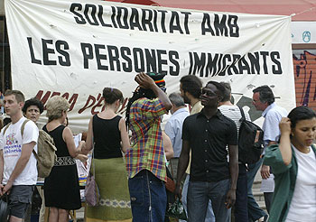 'Tenim treball i volem papers'