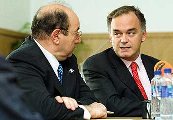 COMPLICIDAD CON ORDÓÑEZ.