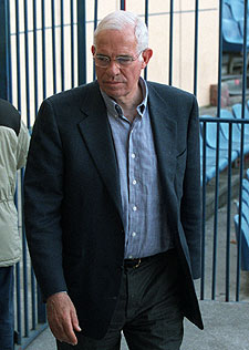 Luis Aragonés, en el estadio Vicente Calderón hace unos días.