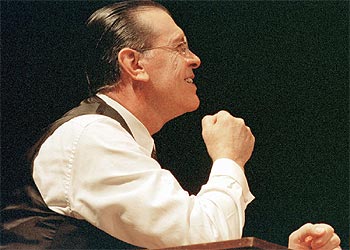 José María Flotats, durante la representación de  París 1940  el jueves en Almagro. rnrn EFE