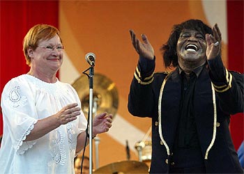 Presidenta espontánea.