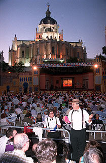 La Muralla, los magos y las noches de verano