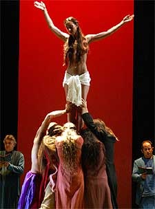 Una imagen del estreno de  Cròniques , en Peralada.