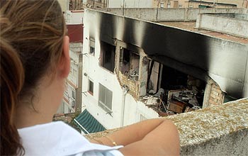 Una explosión de gas destroza una vivienda y causa dos heridos en Quart
