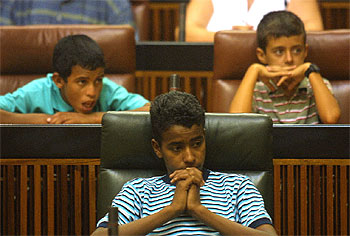 Niños saharauis, en el Parlamento andaluz