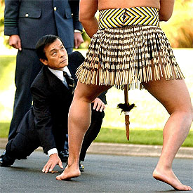 Recogiendo la hoja sagrada