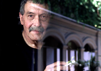 El escritor argentino Rolo Díez, en una reciente estancia en Barcelona.rnrn  JOAN SÁNCHEZ