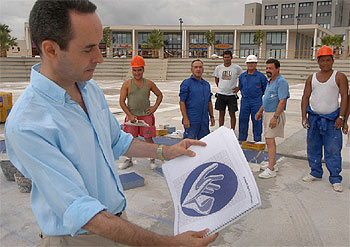 Un guante en el ágora