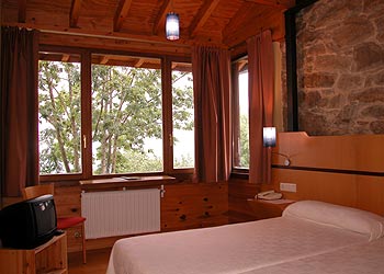 Una de las habitaciones de L'Aldea Perdida, a 25 euros por persona y noche.