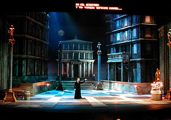 Una escena de la ópera  Simón Bocanegra,  de Giusseppe Verdi, en Santander.