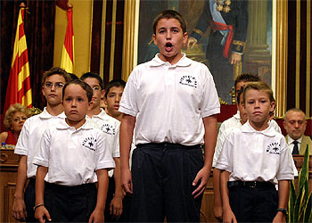 Los 27 niños del Misteri participan en la 'Prova de veu'