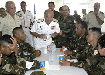 Soldados centroamericanos.