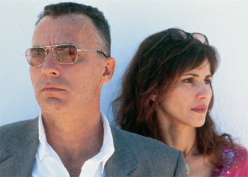 José Coronado y Goya Toledo, en una imagen de  La caja 507 , de Enrique Urbizu.