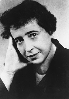 La filósofa Hannah Arendt (Hannover, 1906-Nueva York, 1975).