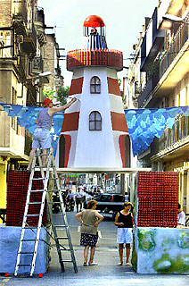 Sants ultima los preparativos de su fiesta mayor