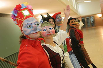 Baile de marionetas en la Quincena