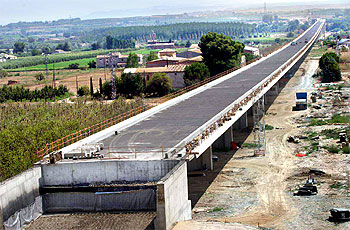 El 'by pass' del AVE en Lleida, a punto de completarse