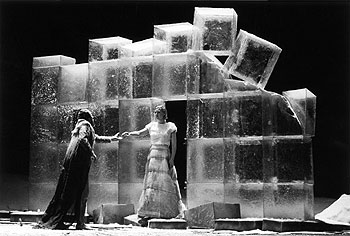 Una escena de la producción del teatro de la Monnaie de Bruselas de la ópera 'Wintermärchen', de Philippe Boesmans.