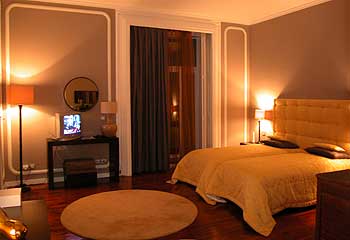 Uno de los dormitorios del hotel Farol, en Cascais, cerca de Lisboa.