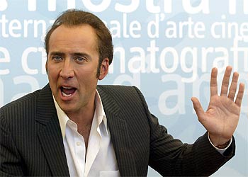 Nicolas Cage, en la presentación, ayer en Venecia, de  Matchstick men,  de Ridley Scott.