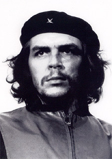 Ernesto  Che  Guevara, fotografiado por Alberto Korda.