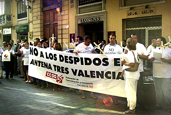 Los trabajadores de Antena 3 piden a Camps que medie