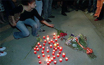 FLORES PARA UNA PROSTITUTA ASESINADA.