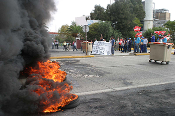 Los empleados de Endesa exigen la licencia de la térmica
