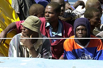 Detenidos 168 inmigrantes en Canarias