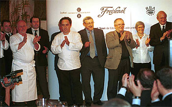 Los restauradores catalanes homenajean a Arzak