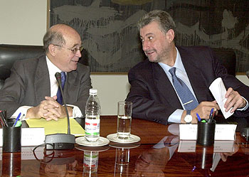 Cuevas y Fidalgo, ayer en la constitución del comité supervisor del Fondo de Reserva de las pensiones.