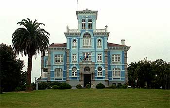 Quinta Guadalupe, construida en 1906 en Colombres (Asturias), convertida en la Fundación Archivo de Indianos-Museo de la Emigración.