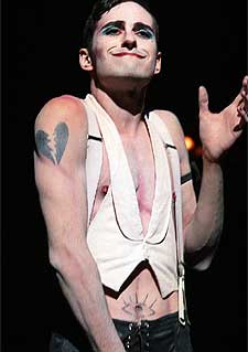 Asier Etxeandía, durante un ensayo de  Cabaret .