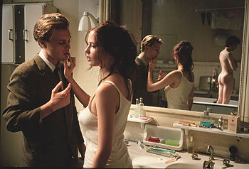 Michael Pitt y Eva Green, en una imagen de  Soñadores .
