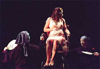 Una escena de la  Trilogía de los dragones , que se estrena hoy en el Festival de Otoño.