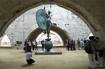 Una mirada al Giraldillo a ras de suelo