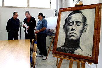 Homenaje de 36 pintores al poeta Miguel Hernández