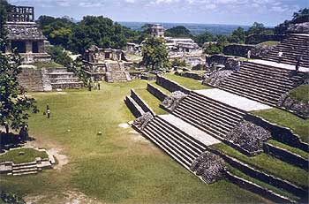 De arriba abajo y de izquierda a derecha, panorámica de México DF,   escarabajos   en Taxco y la catedral de esta población, la playa de Mazunte, las ruinas de Palenque y San Juan Chamula, en Chiapas.