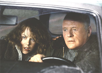 Nicole Kidman y Anthony Hopkins, en  La mancha humana .