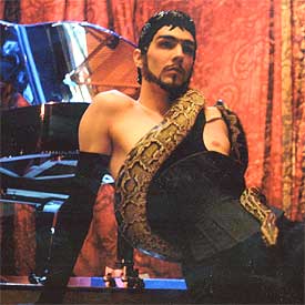 Jacobo Espina Conde, caracterizado para su actuación en  Zummanity .