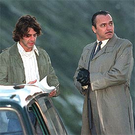 Eduardo Noriega, a la izquierda, y José Coronado, durante el rodaje de  Lobo. 