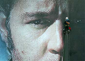 Russell Crowe se lanza a una aventura épica en el mar